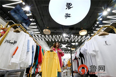 即墨打造青島最大的網紅直播基地萬達廣場、騰訊直播基地等8項目簽約落戶